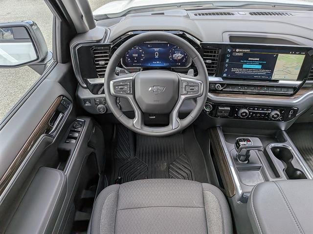 New 2026 Summit White Chevrolet RST image 15