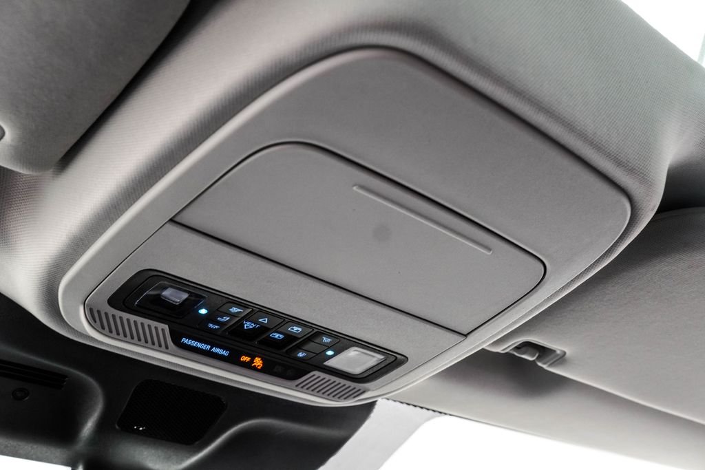 Used 2025 Gray Ford Platinum image 40