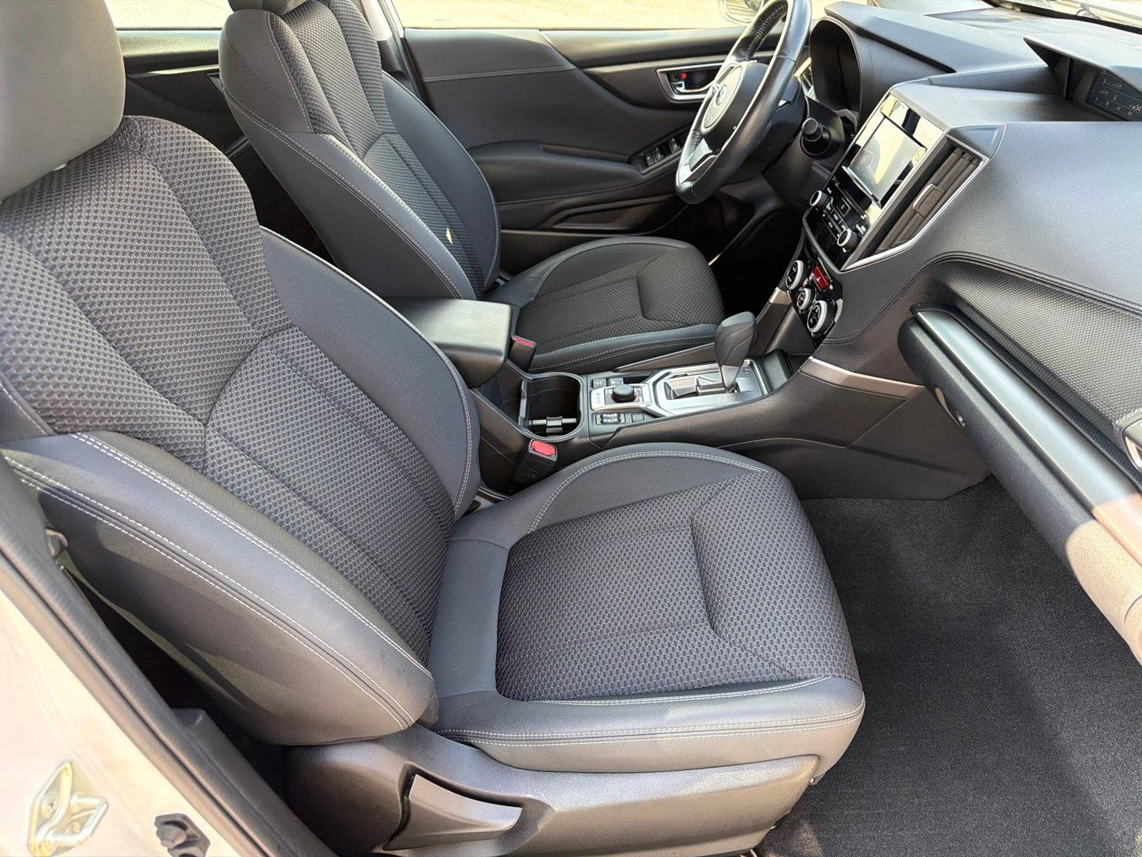 Used 2021 Crystal White Pearl Subaru Premium image 33