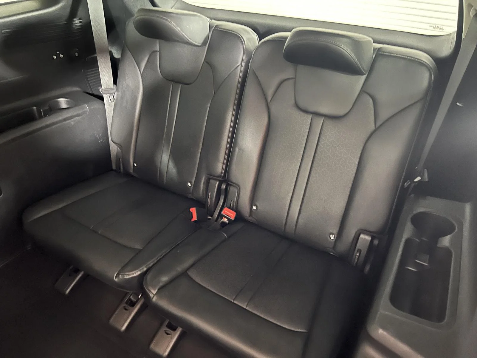 Used 2023 Gravity Blue Kia EX image 26