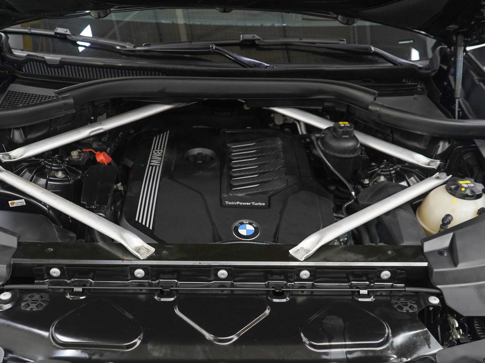 Used 2020 Black BMW xDrive40i image 34