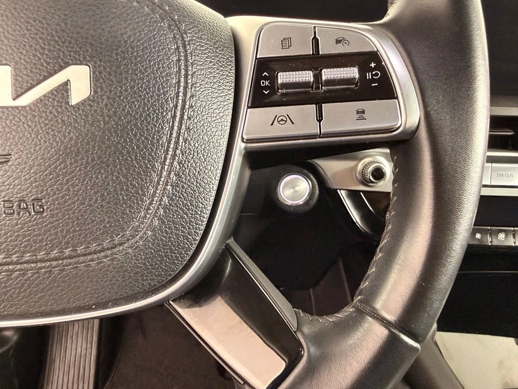 Certified Used 2025 Black Kia S image 26