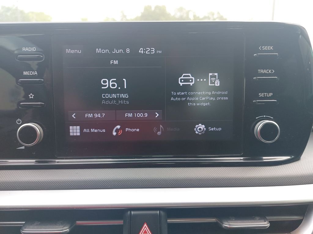 Used 2022 Gray Kia LXS image 20