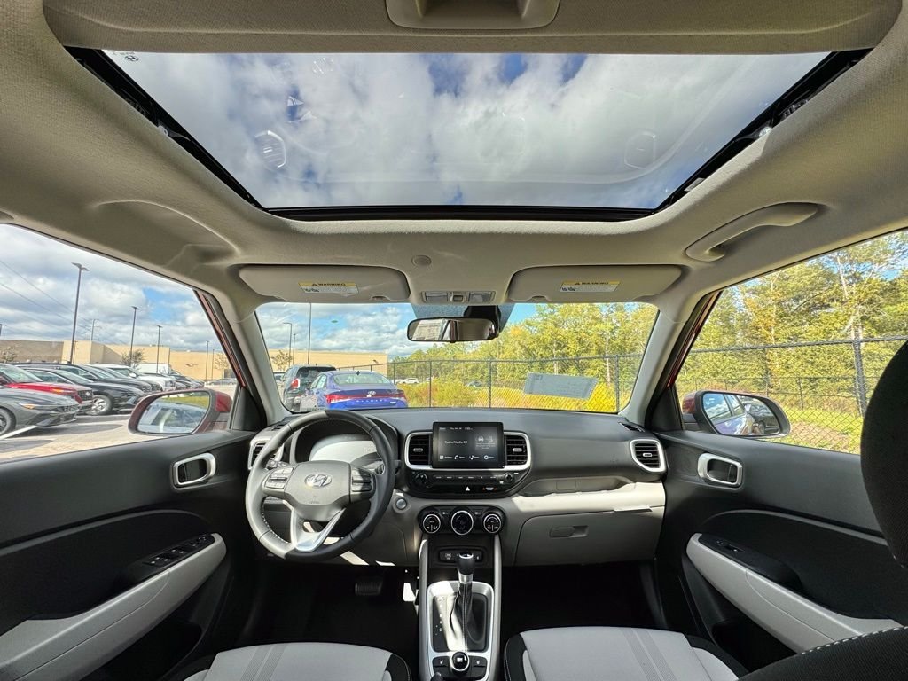 Used 2026 Red Hyundai SEL image 3