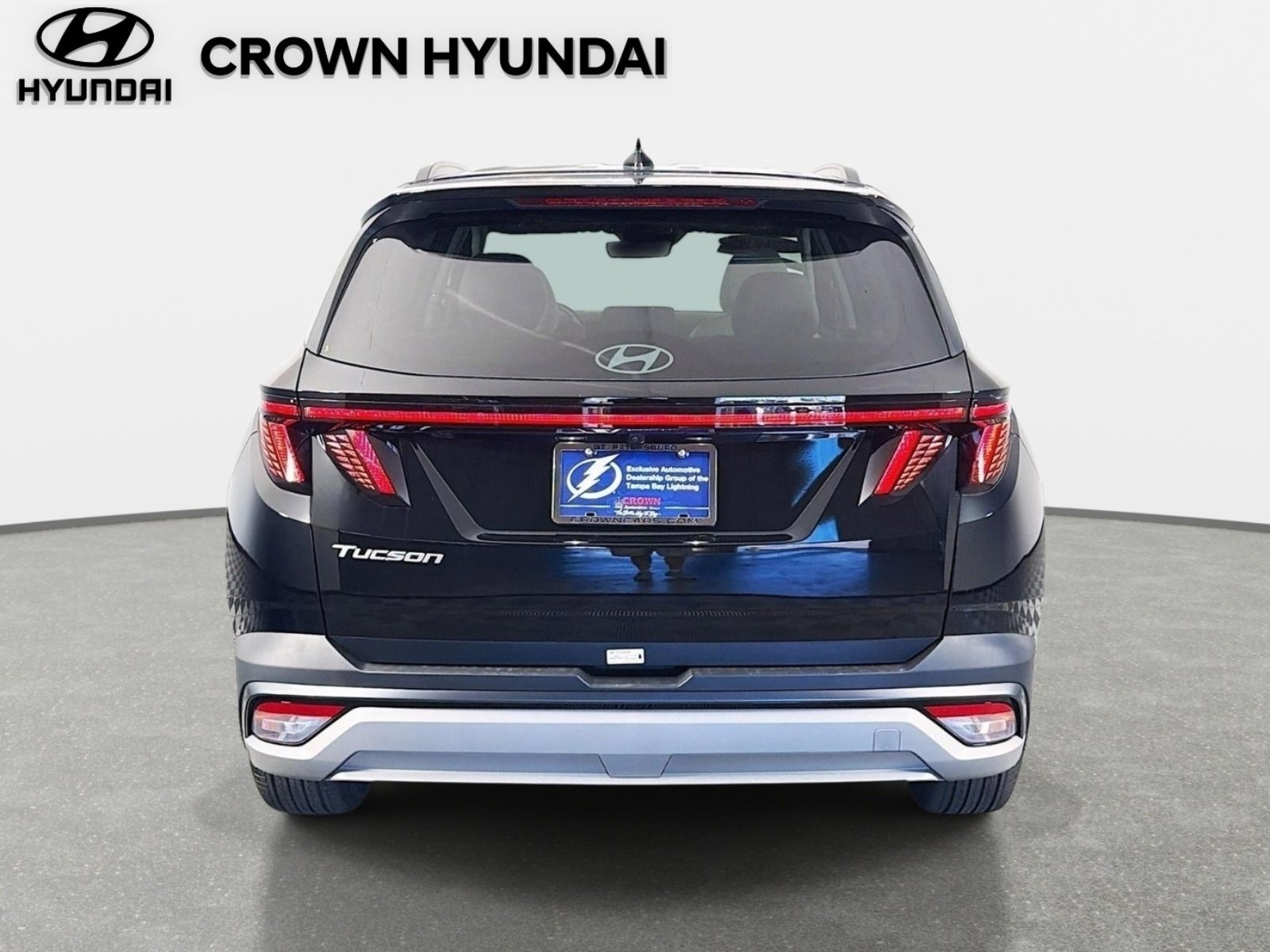 Used 2025 Phantom Black Hyundai SEL Convenience image 6
