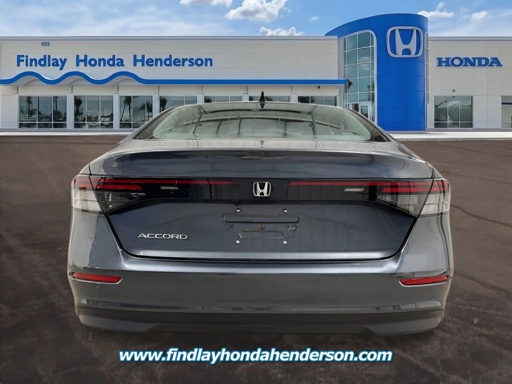New 2026 Meteorite Gray Metallic Honda SE image 4