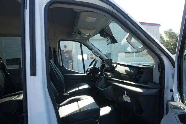 New 2026 Oxford White Ford Passenger Van XL image 20