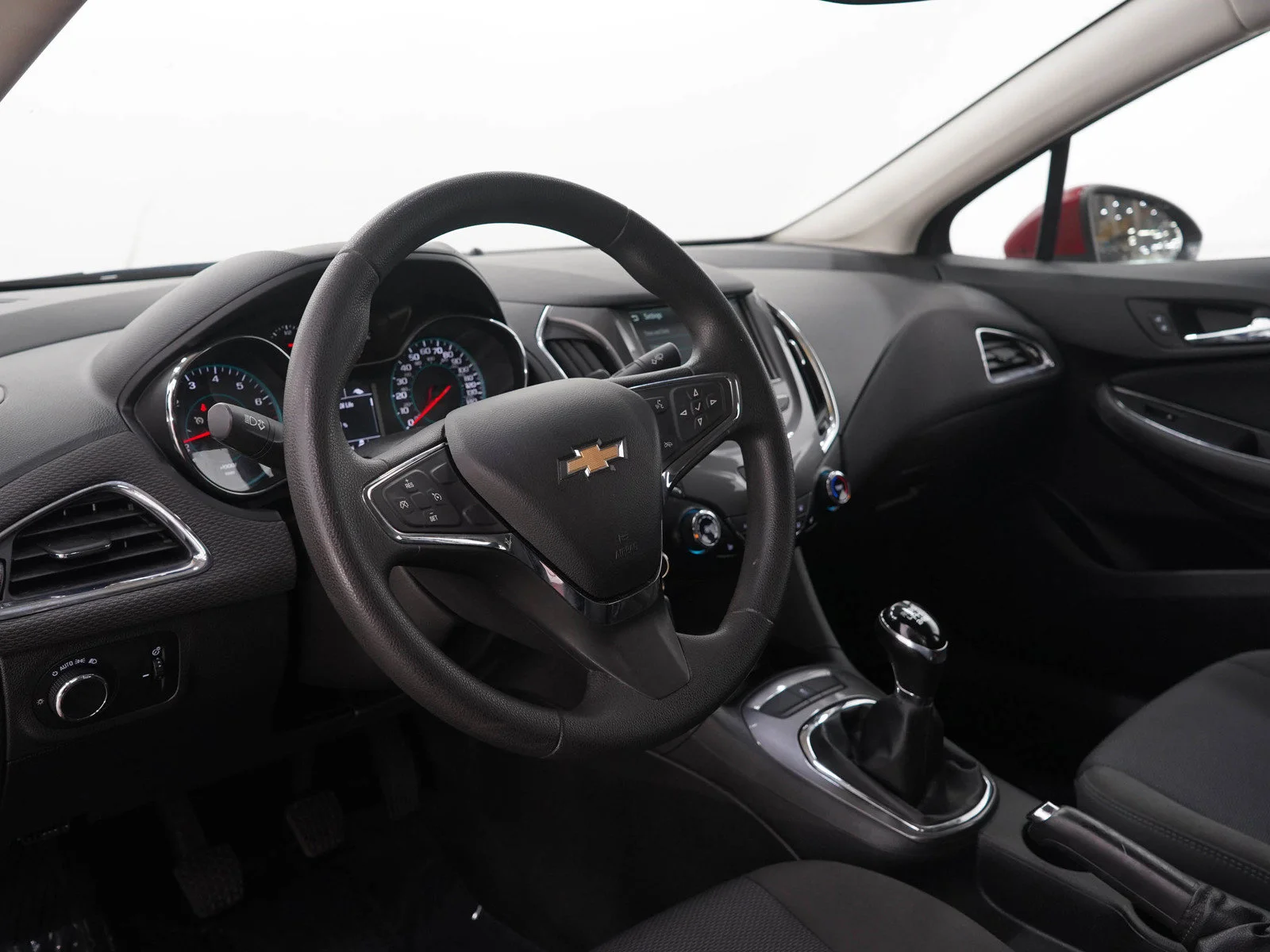 Used 2017 Cajun Red Tintcoat Chevrolet LT image 20