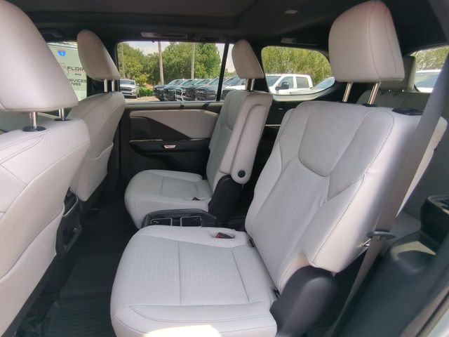 Used 2025 Silver Lexus 350 Premium image 17