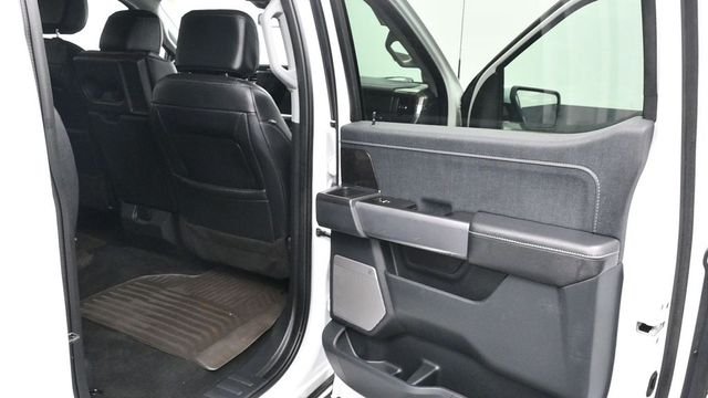 Used 2022 White Ford Lariat image 13