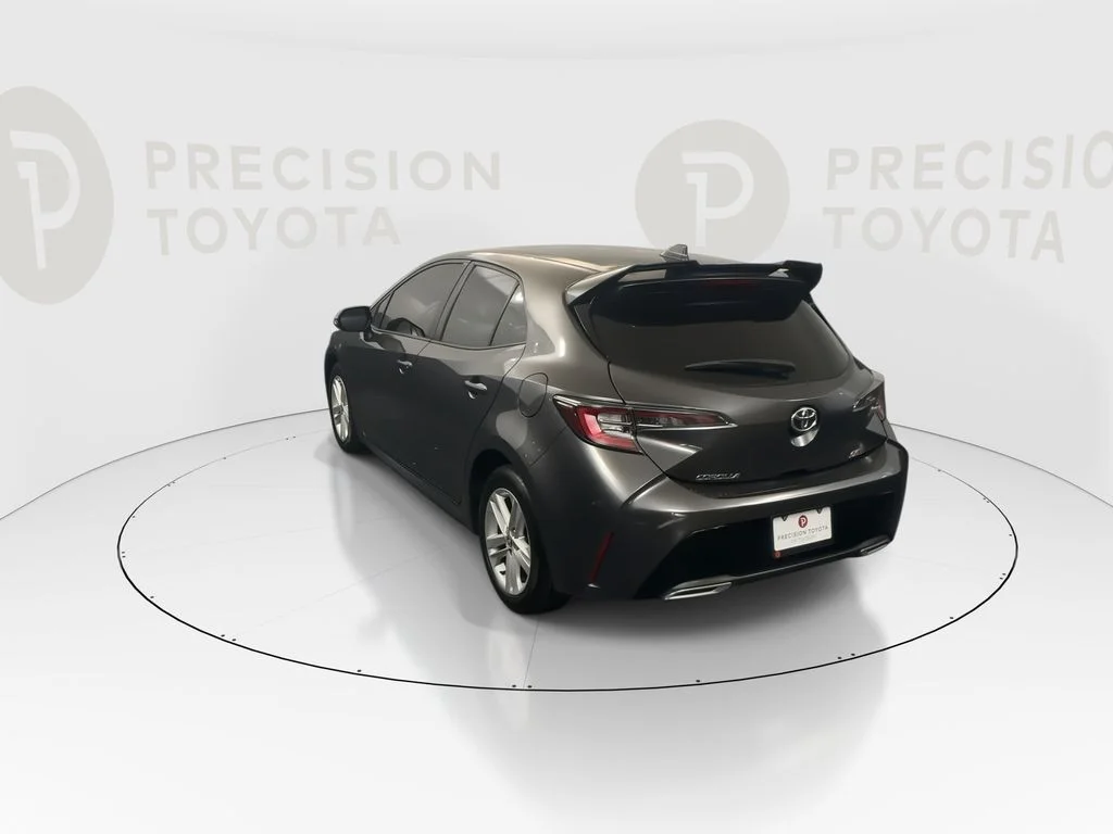 Used 2021 Magnetic Gray Metallic Toyota SE image 15