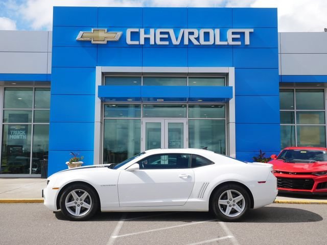Used 2012 Chevrolet Camaro 1LT with VIN 2G1FB1E34C9158700 for sale in Roseville, MN