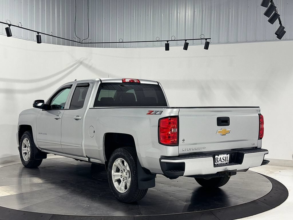 Used 2019 SILVER ICE METALLIC Chevrolet LT image 13