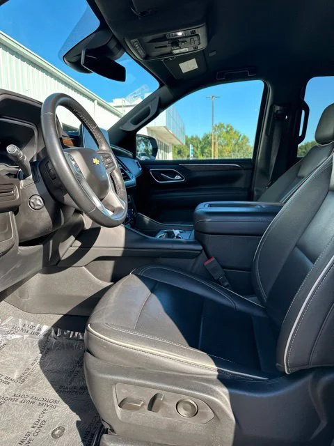 2024 Chevrolet Suburban Premier - Photo 11