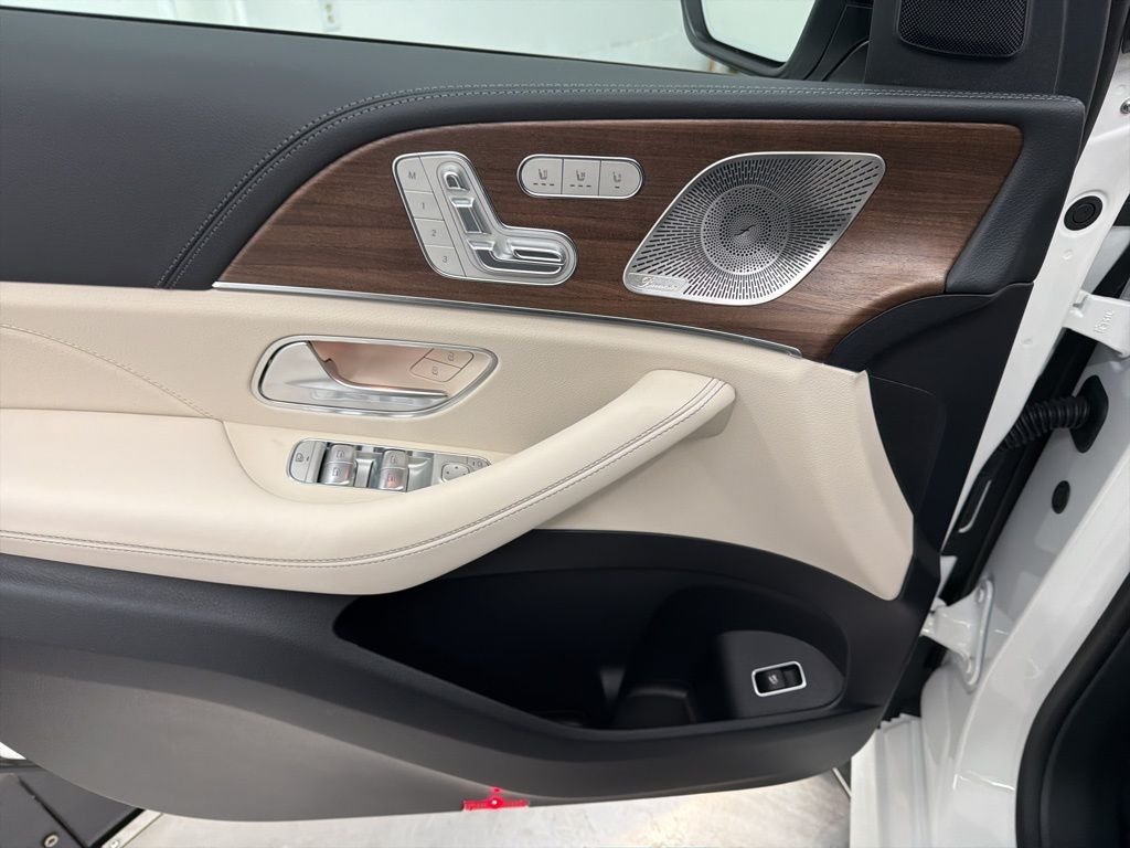 2026 Mercedes-Benz GLE AMG GLE 53 - Photo 17