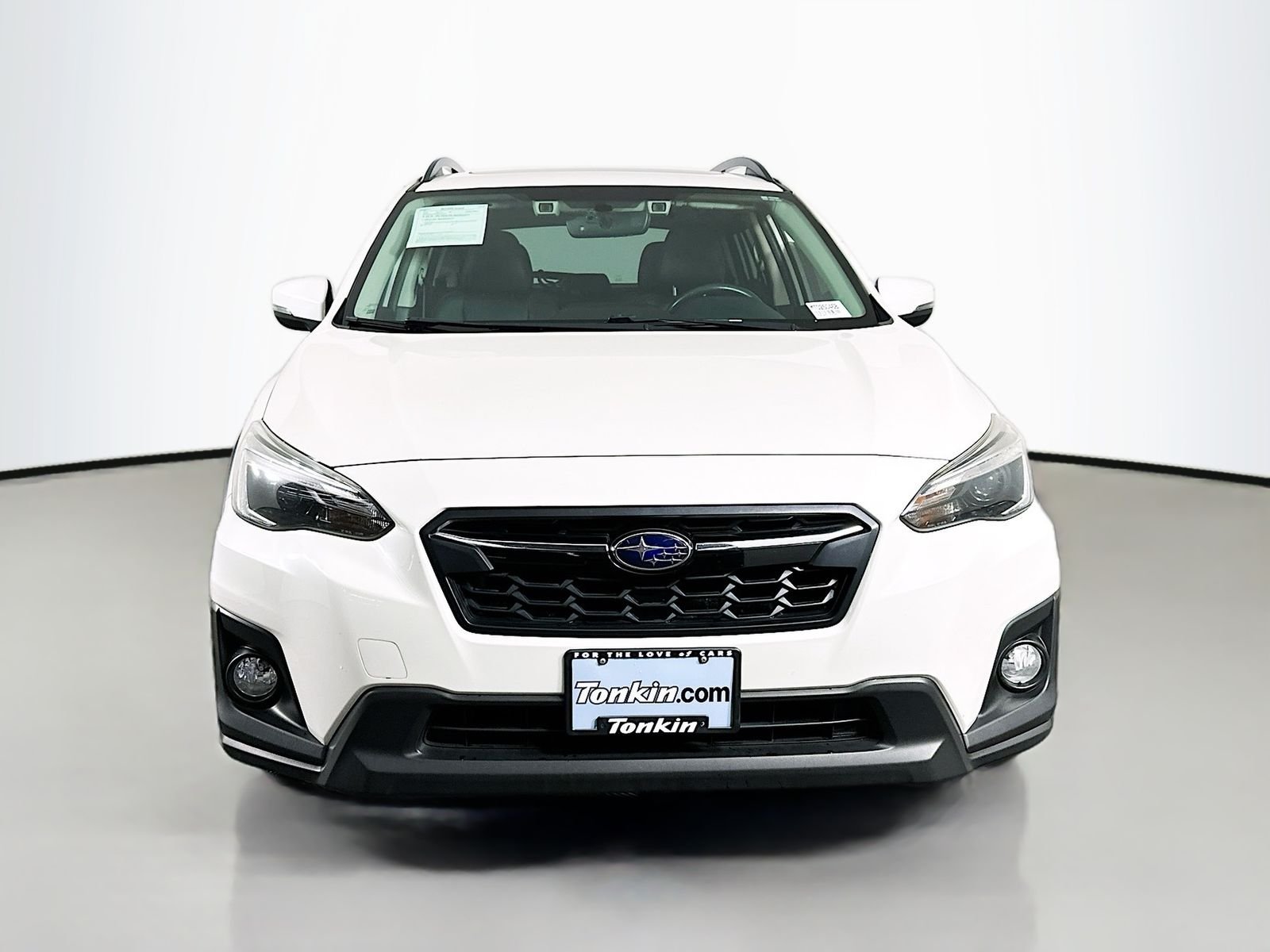 Used 2018 Crystal White Pearl Subaru 2.0i Limited image 1