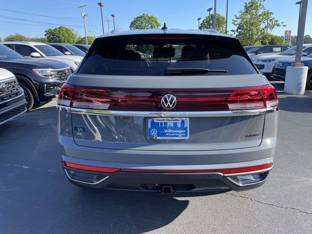 New 2026 Gray Volkswagen 2.0T SE w/Technology image 5