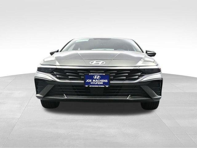 New 2026 Gray Hyundai SEL Sport Premium image 31