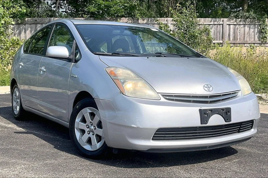 Used 2008 Silver Toyota Base image 34