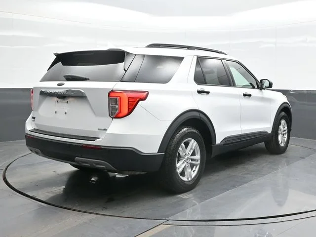 Used 2020 White Ford XLT image 9