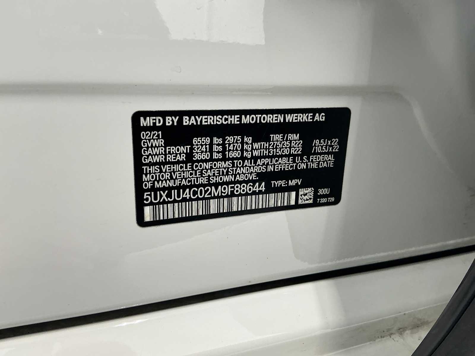 Used 2021 Alpine White BMW M50i image 27