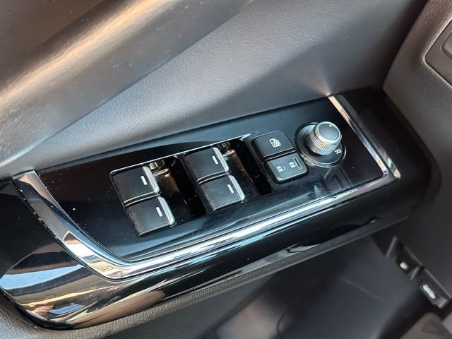 Used 2023 Gray Mazda Touring image 17