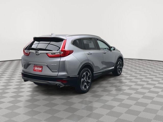 Used 2019 Lunar Silver Metallic Honda Touring image 38