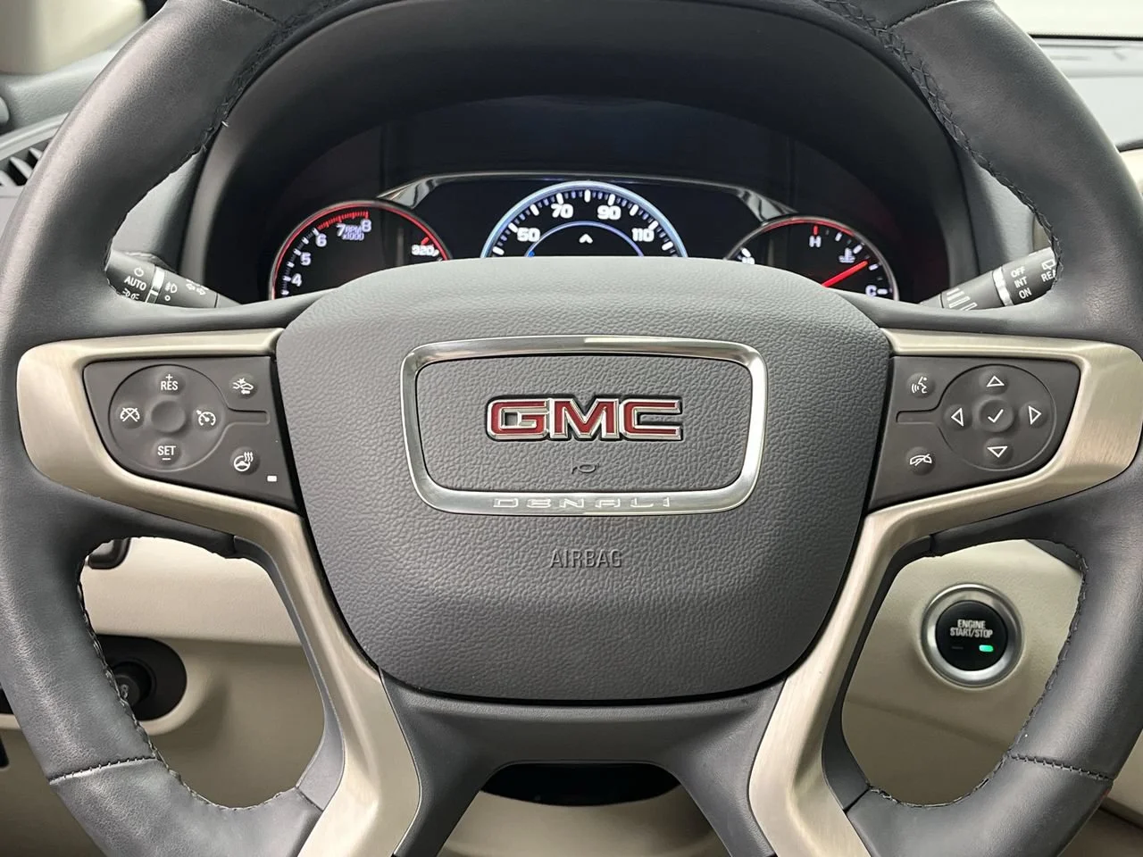 Used 2024 White Frost Tricoat GMC Denali image 16