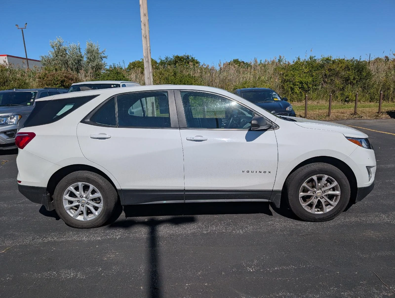 Used 2021 Summit White Chevrolet LS image 9
