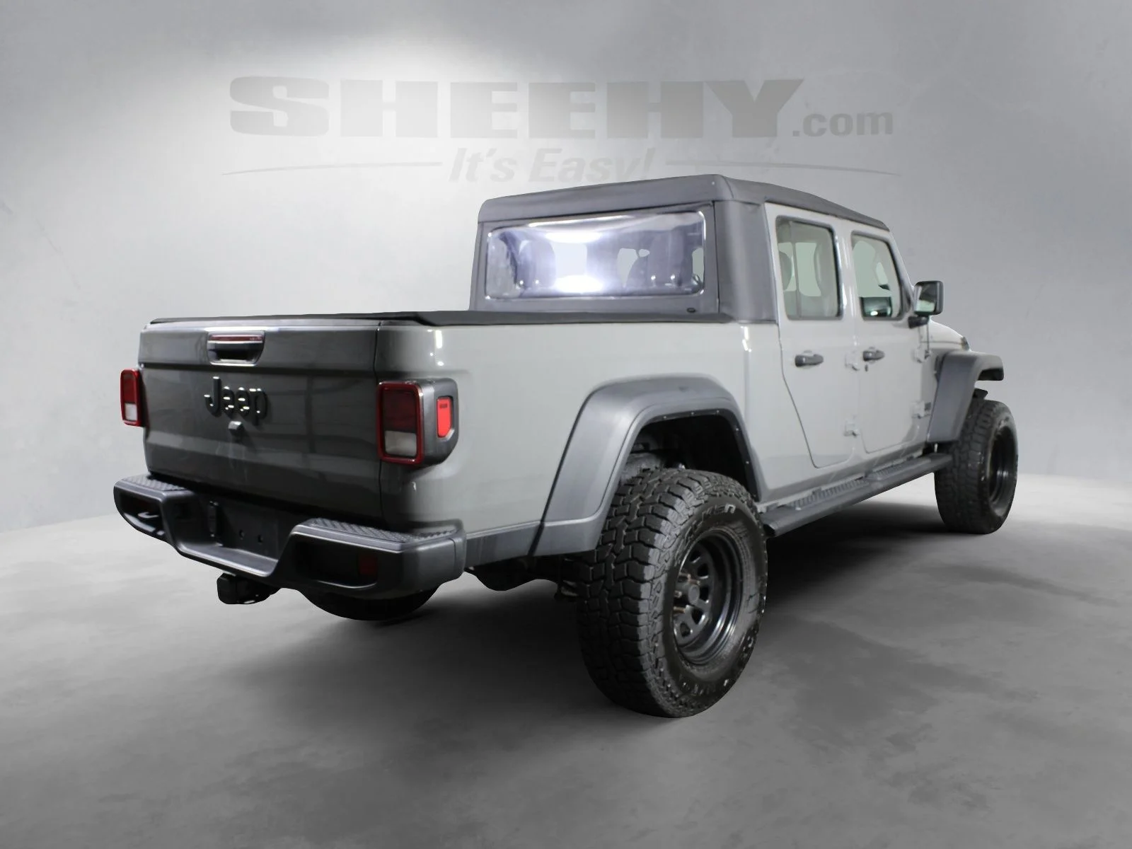 Used 2023 Gray Jeep Sport image 7