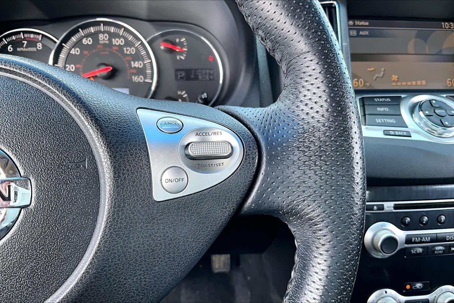 Used 2014 Super Black Nissan 3.5 SV image 22