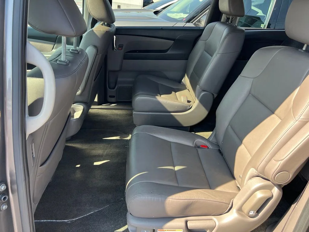 Used 2014 Modern Steel Metallic Honda EX-L image 15