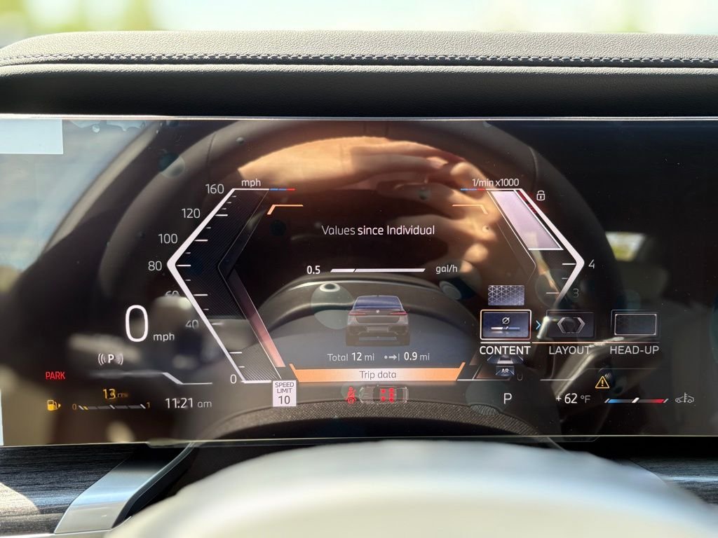 New 2025 Dravit Grey Metallic BMW 760i xDrive image 29
