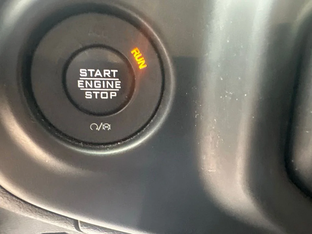 Used 2022 White Jeep Unlimited Sport Altitude image 6