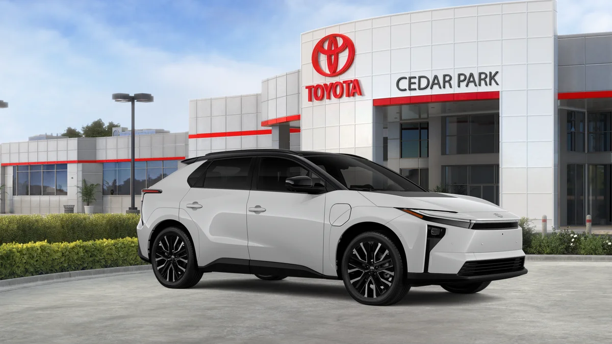 New 2026 Wind Chill Pearl with Midnight Black Metallic roof Toyota Limited image 68