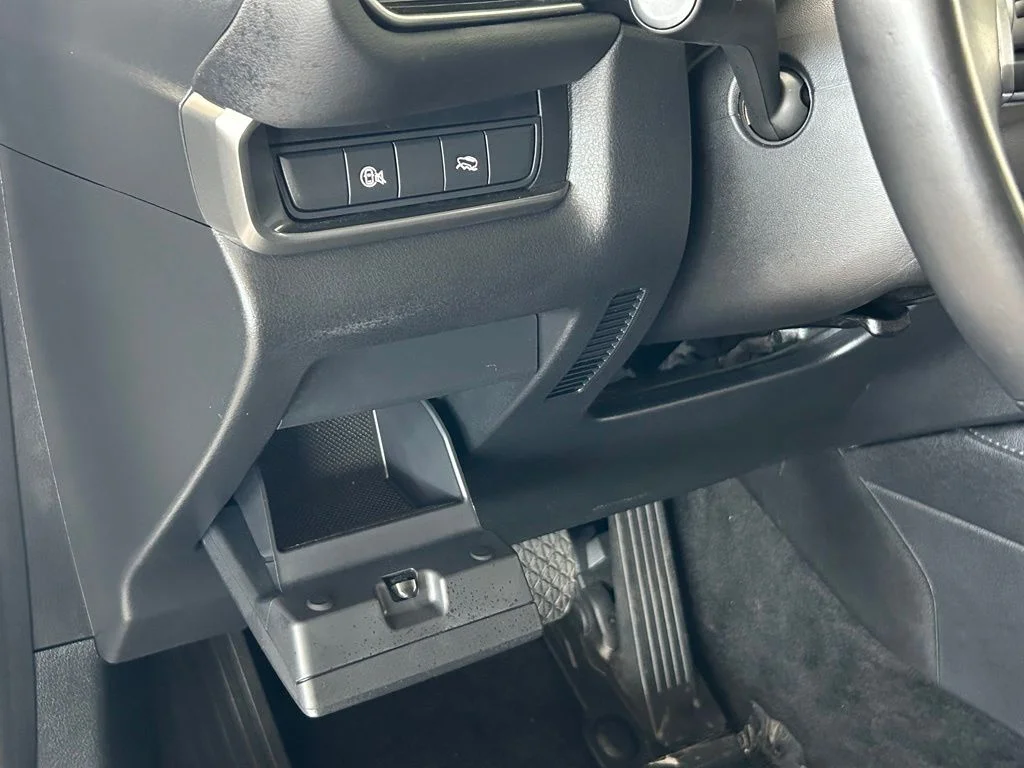 Used 2024 Ceramic Metallic Mazda 2.5 S Select Sport image 18
