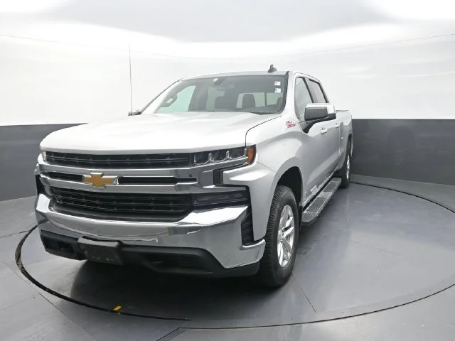 Used 2020 Silver Chevrolet LT image 2