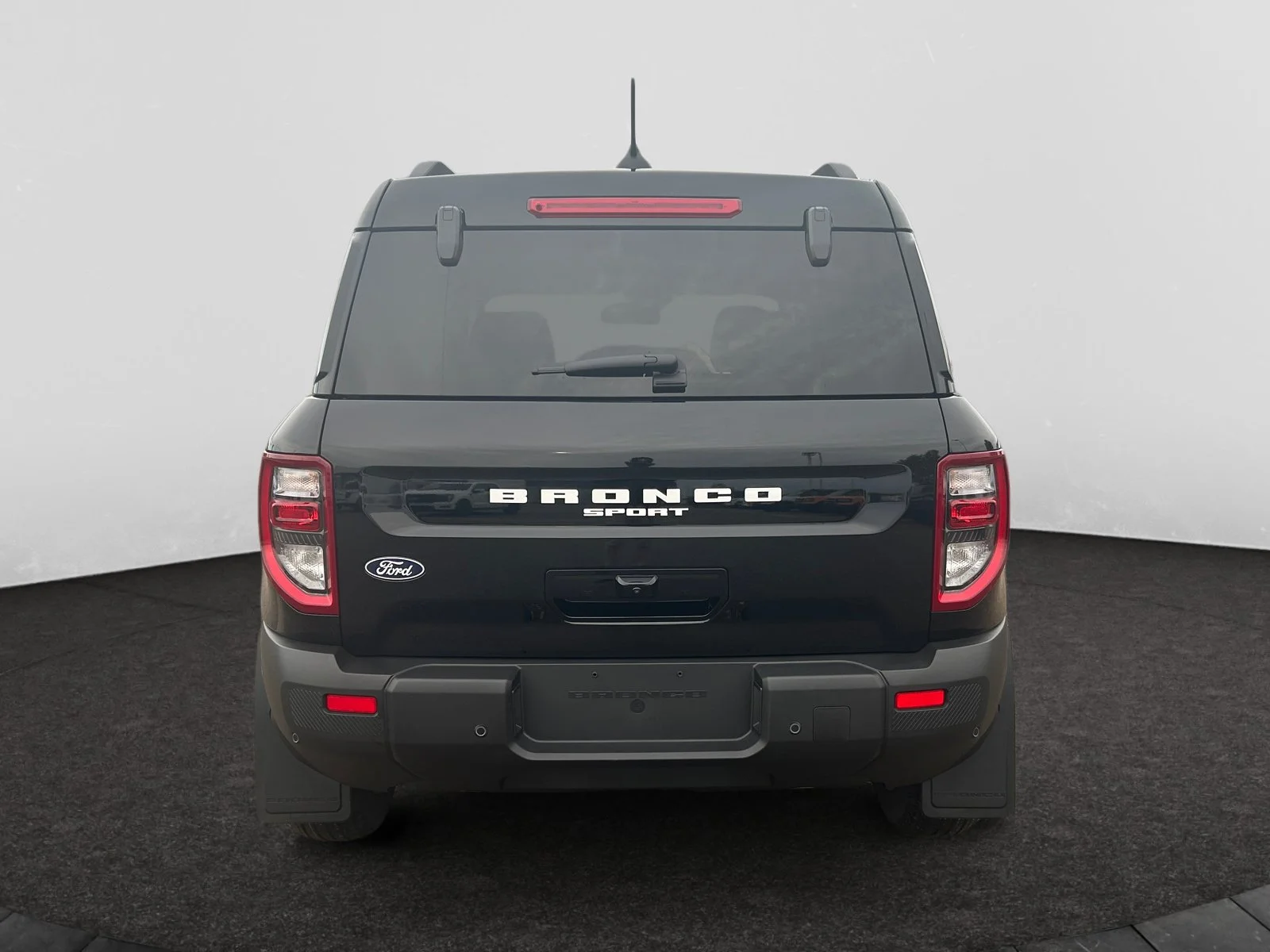 New 2026 Shadow Black Ford Outer Banks image 4