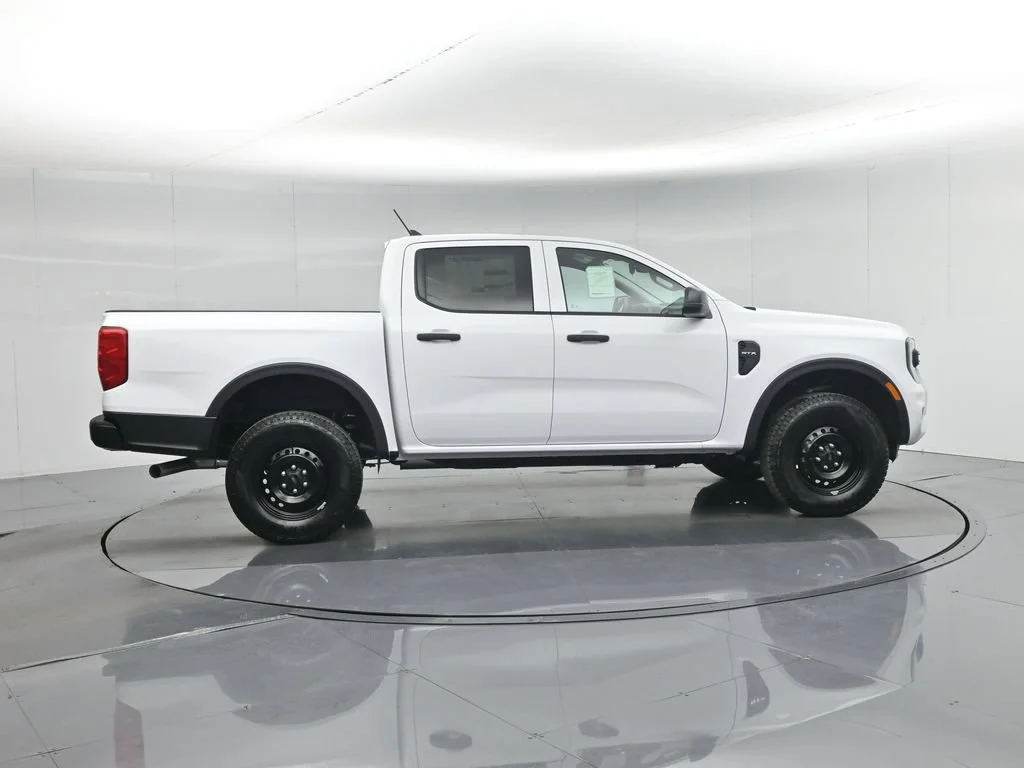 New 2026 Oxford White Ford XL image 24