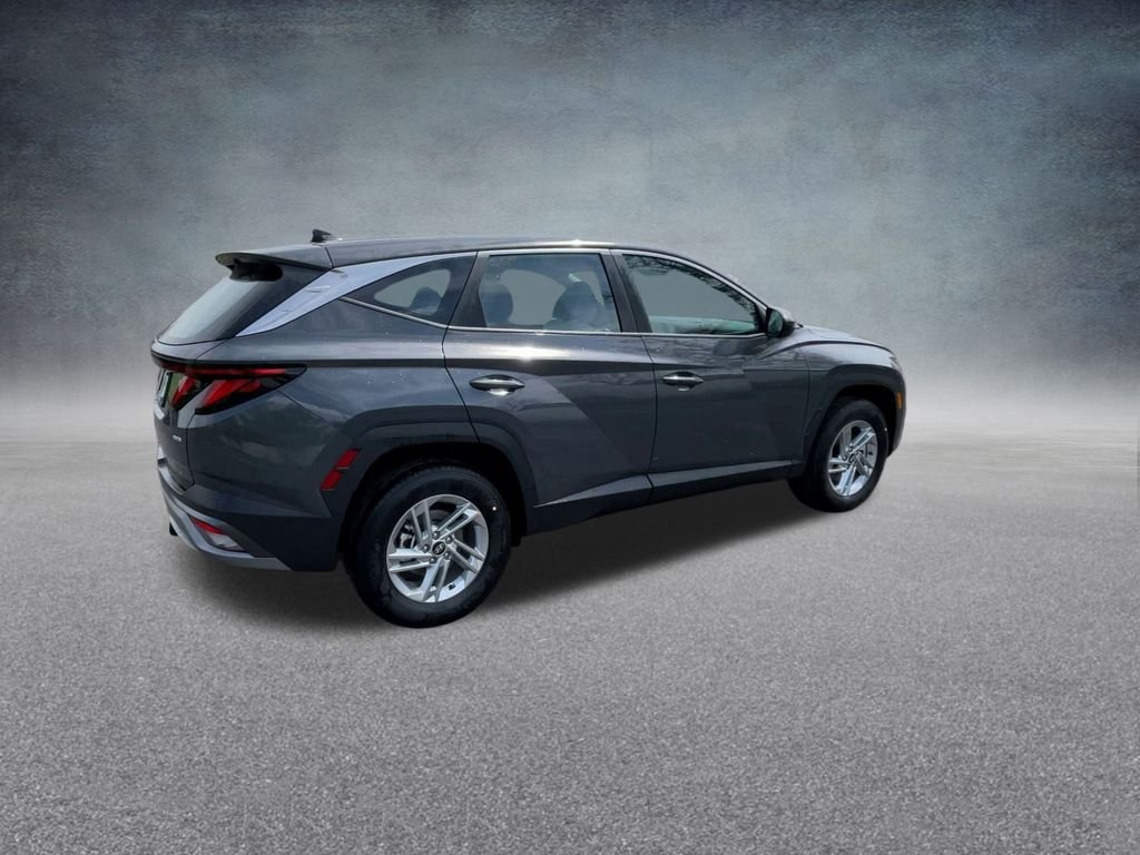 2025 Hyundai Tucson SE - Photo 24