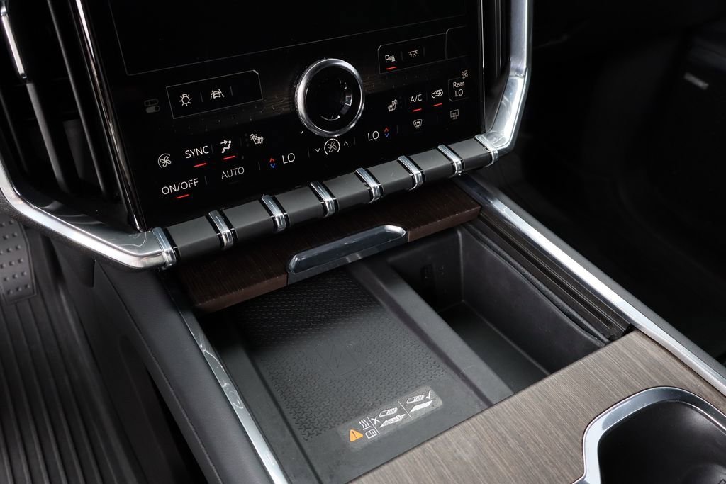 2024 GMC Acadia Denali - Photo 17