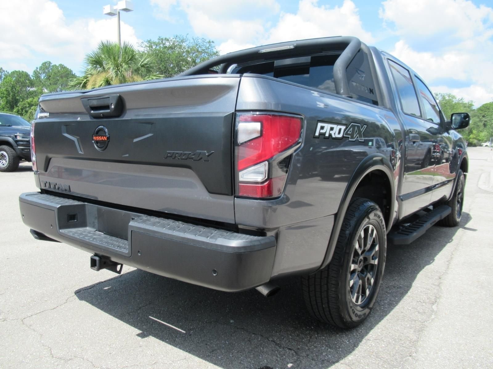 Used 2022 Gray Nissan PRO-4X image 7