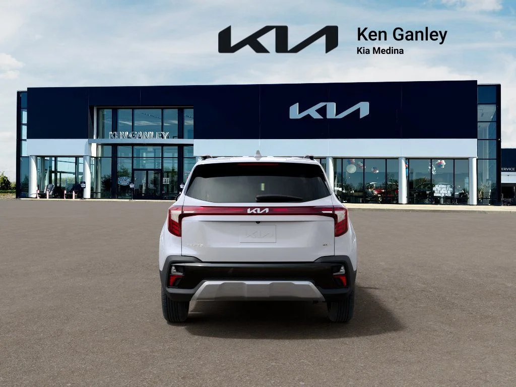 New 2026 Snow White Pearl Kia S image 5