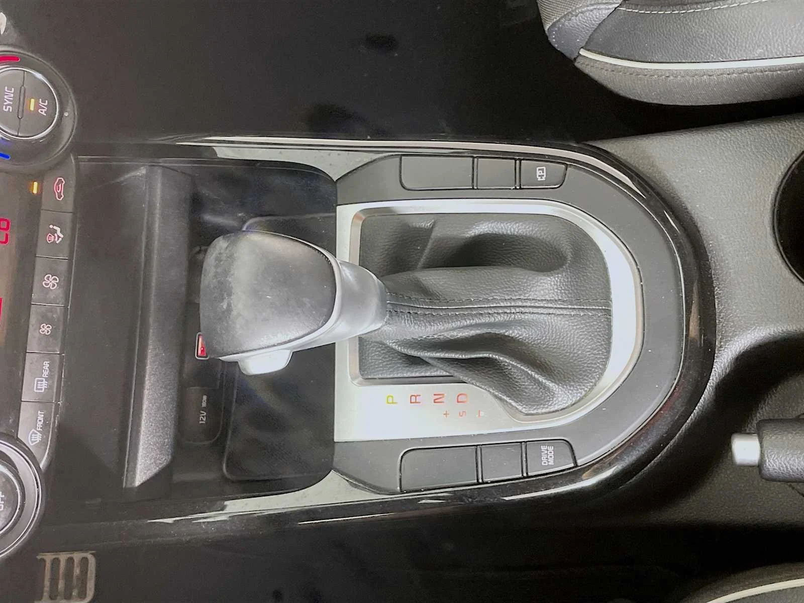 Used 2022 Gravity Gray Kia GT-Line image 15