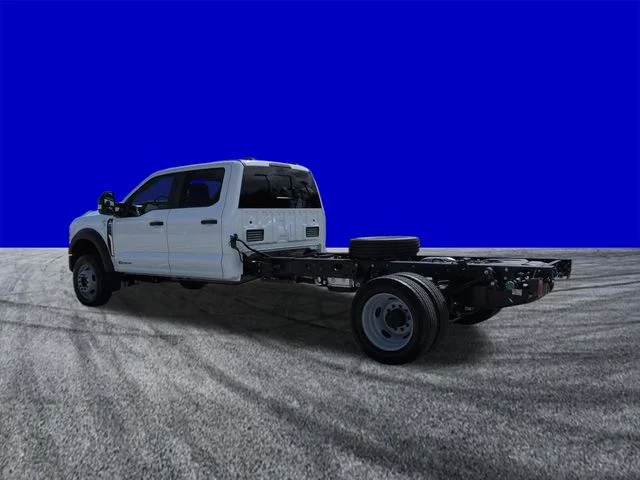 New 2026 Oxford White Ford F-550® XL image 6