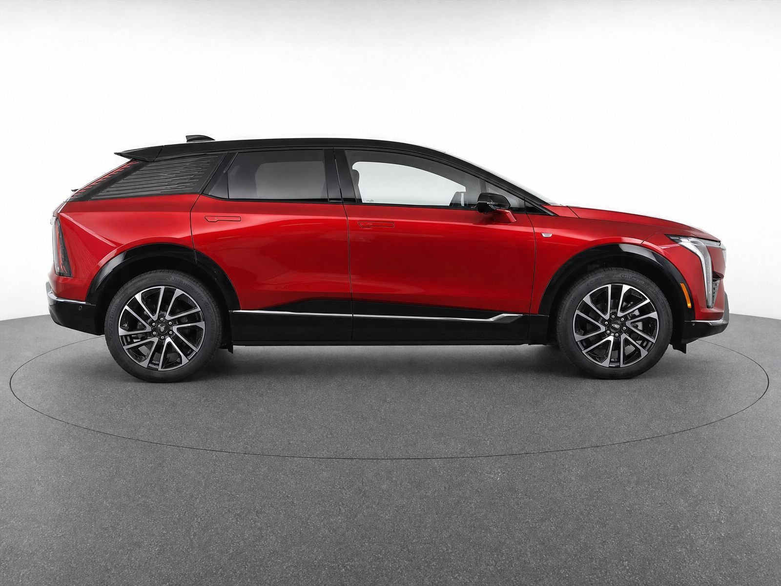 2026 Cadillac OPTIQ Sport - Photo 8