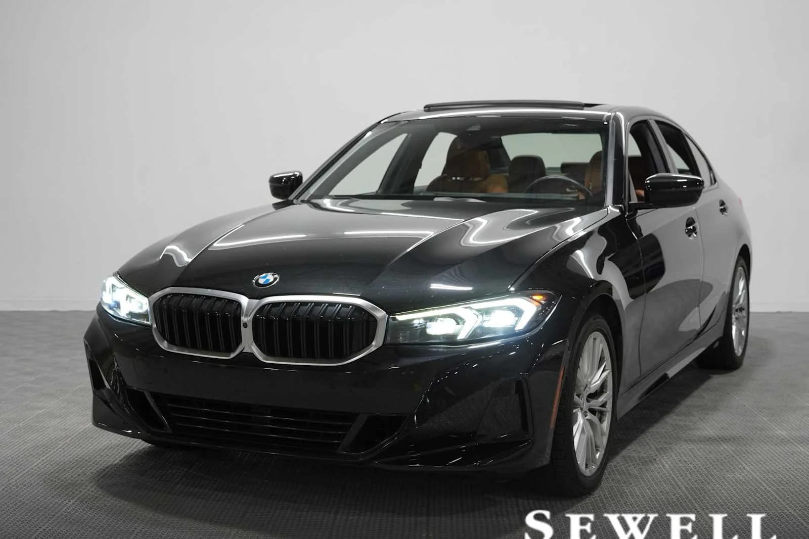 2023 BMW 3 Series 330i Sedan's photo