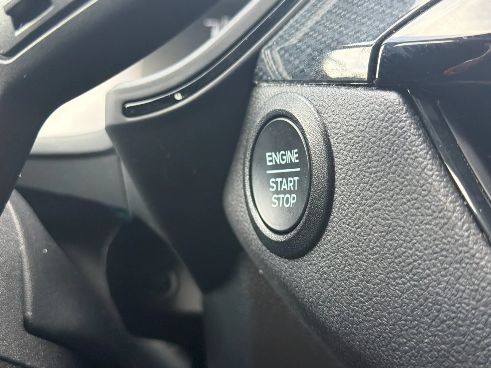 Used 2025 Gray Ford ST-Line image 25