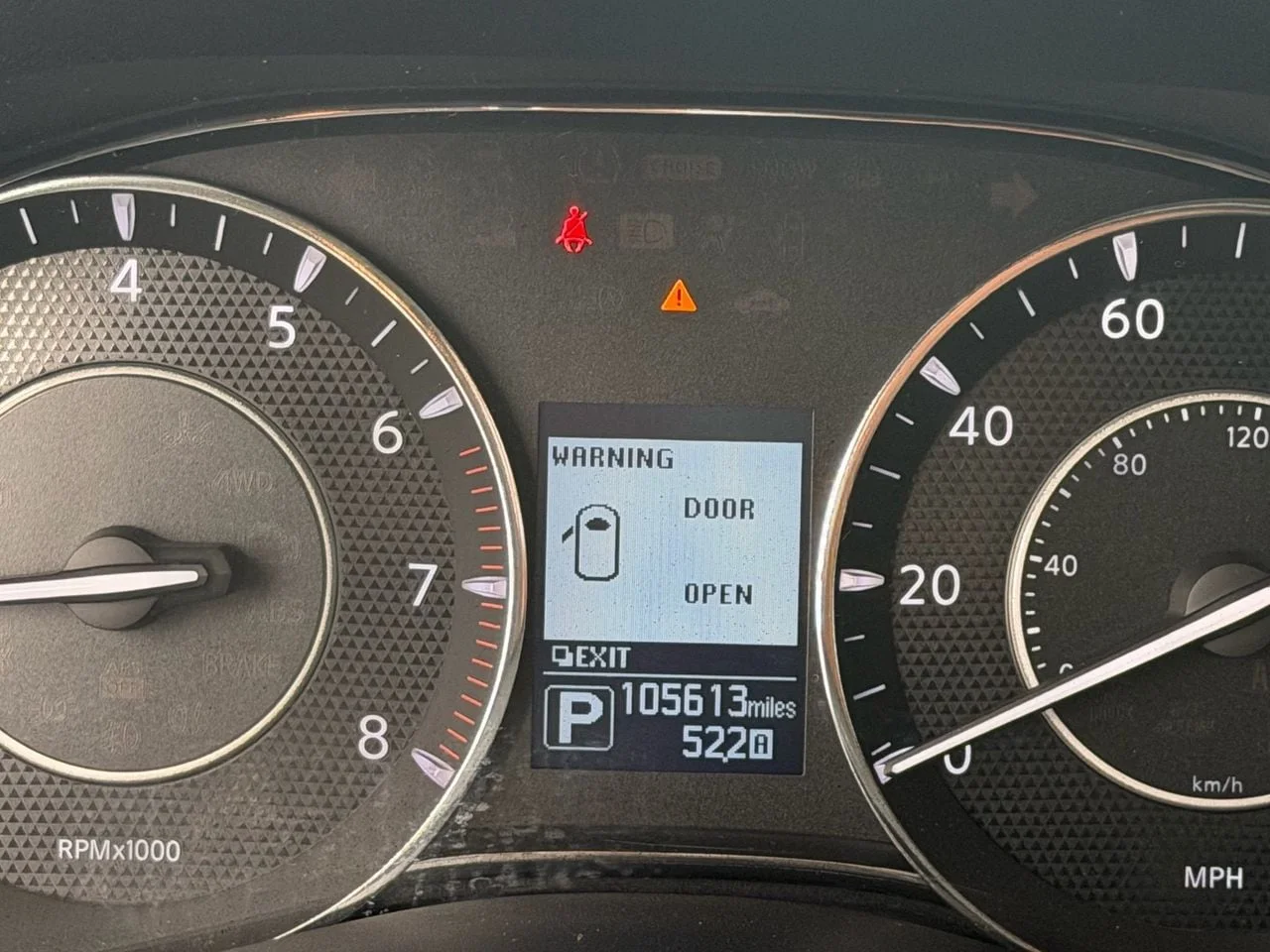 Used 2018 Brilliant Silver Nissan SL image 24