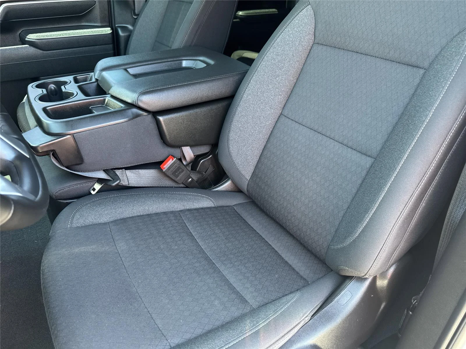 Used 2025 Summit White Chevrolet LT image 11